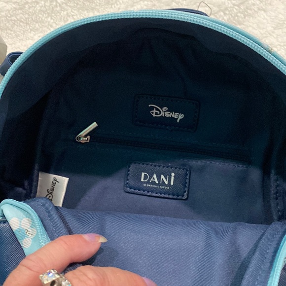 🆕Danielle Nicole Disney “Cinderella” Backpack, Blue - Picture 5 of 10